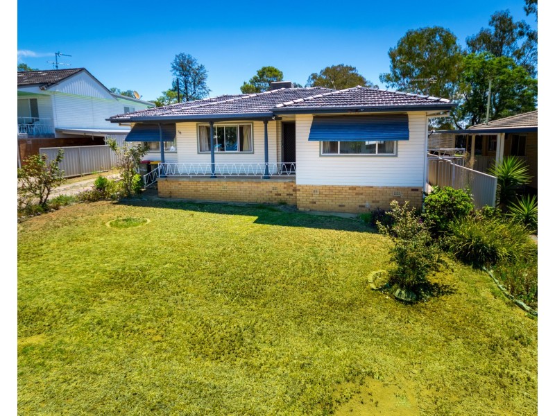 78 Oak Street, Tamworth NSW 2340