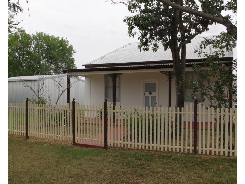 6 Cross Street, Attunga NSW 2345