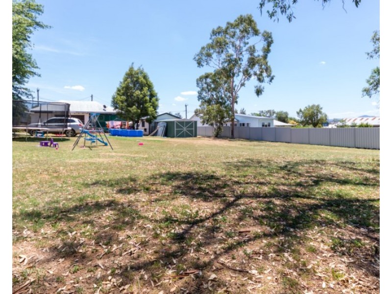 33 Hillvue Road, Tamworth NSW 2340