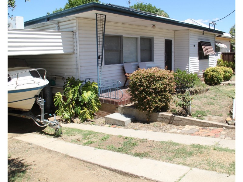 67 Peel Street, Tamworth NSW 2340