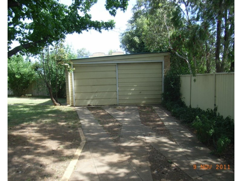 125 Piper Street, Tamworth NSW 2340