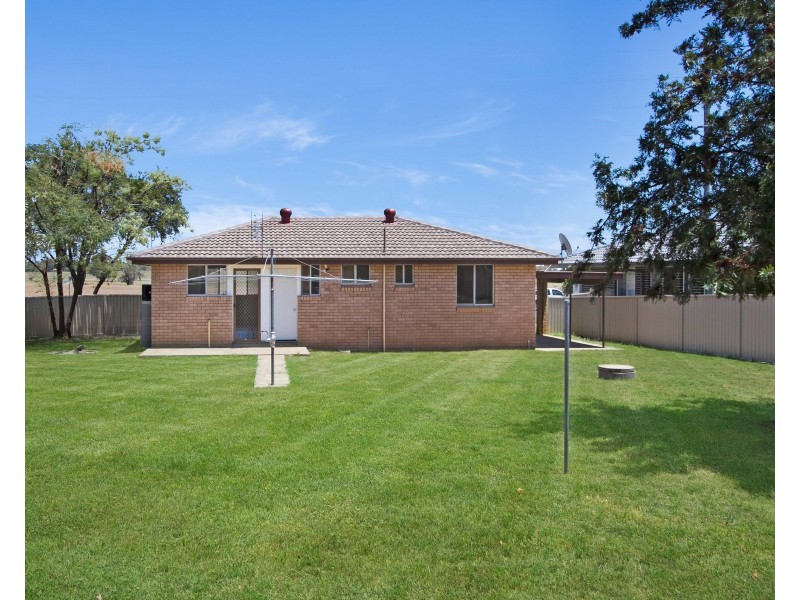 150 Flinders Street, Westdale NSW 2340