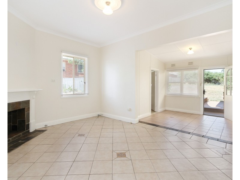 3 Denne Street, Tamworth NSW 2340