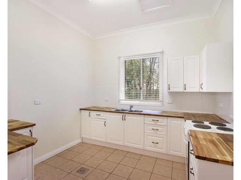 3 Denne Street, Tamworth NSW 2340