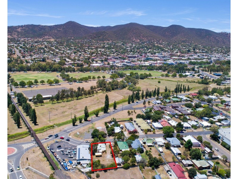 3 Denne Street, Tamworth NSW 2340