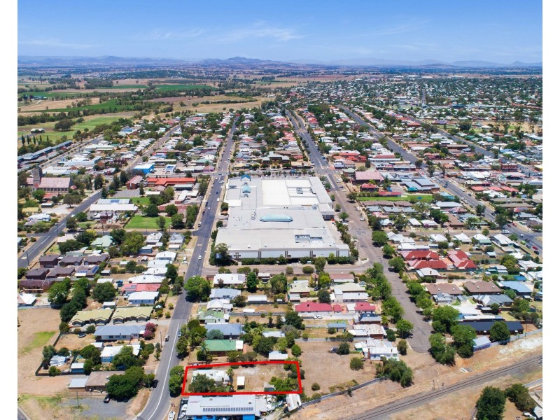 3 Denne Street, Tamworth NSW 2340