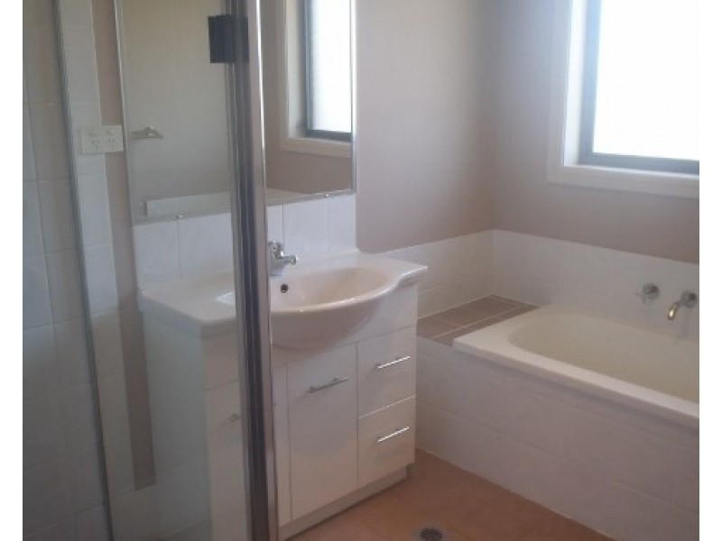 1 Stanley Close, Tamworth NSW 2340