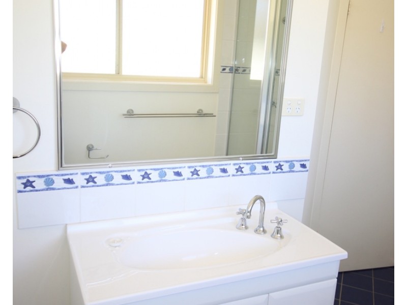 52 Boronia Drive, Tamworth NSW 2340