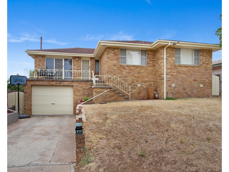 17 Arinya Street, Tamworth NSW 2340