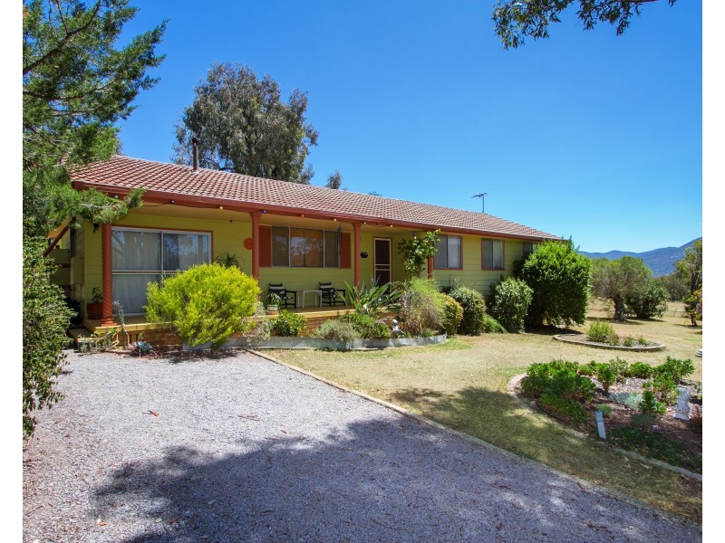 48 Dunoon Road, Tamworth NSW 2340