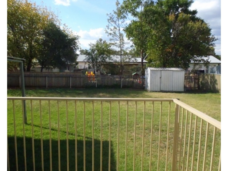 16 Susanne Street, Tamworth NSW 2340