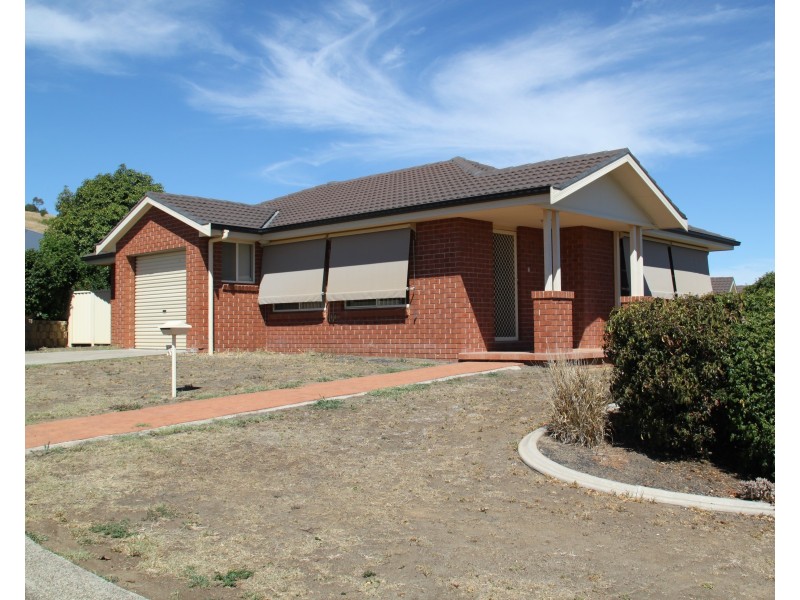 1/2 Warrabah Close, Tamworth NSW 2340