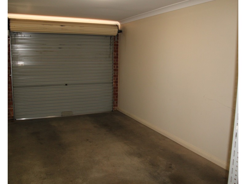 1/2 Warrabah Close, Tamworth NSW 2340