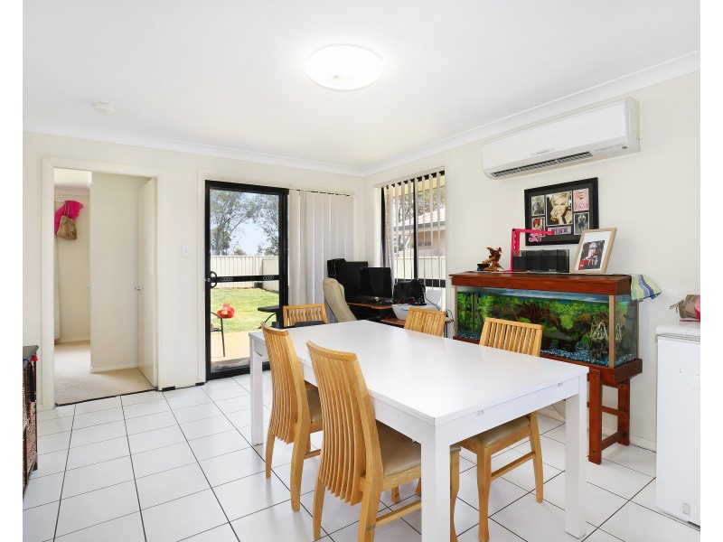 33B Cunningham Street, Westdale NSW 2340