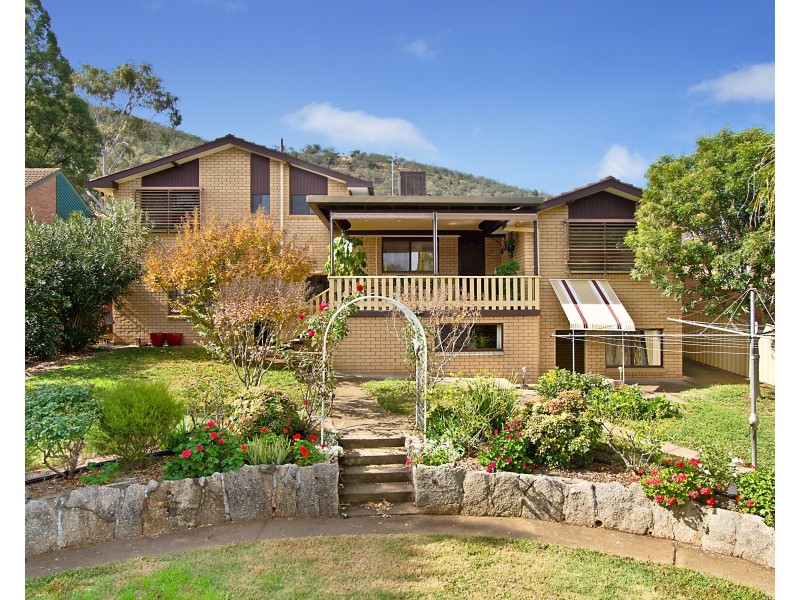 13 Woodburn Way, Tamworth NSW 2340