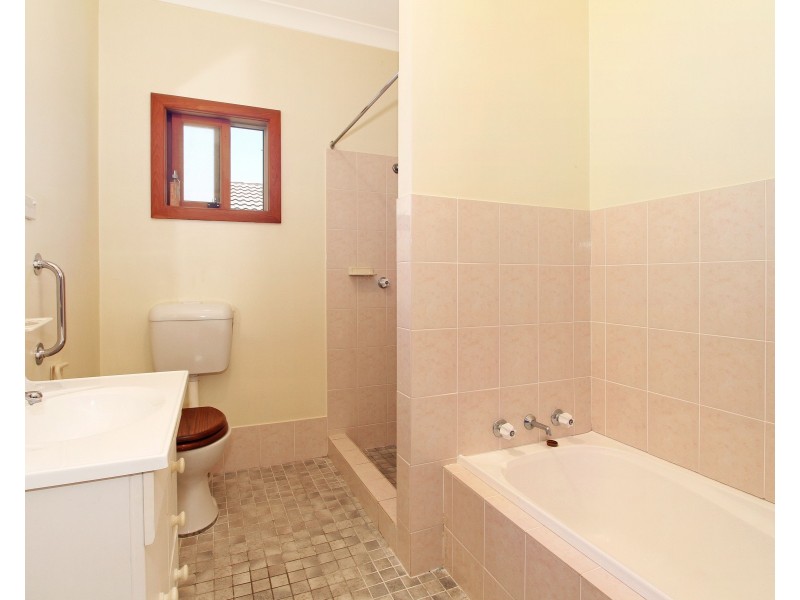 7 Beattie Boulevard, Tamworth NSW 2340