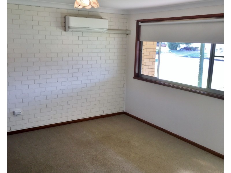 2/22 Kurrawan Street, Tamworth NSW 2340