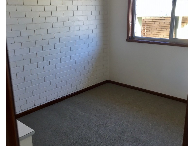 2/22 Kurrawan Street, Tamworth NSW 2340
