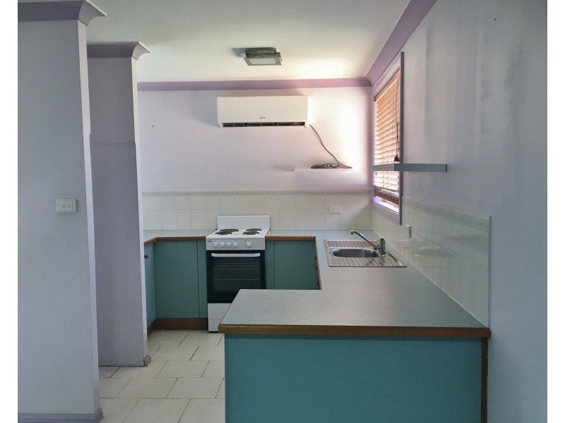 1/8 Curlew Crescent, Tamworth NSW 2340