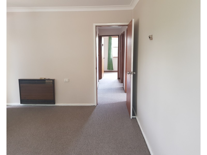 15 Mountview Crescent, Tamworth NSW 2340
