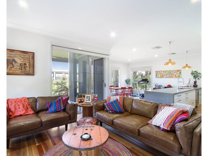 21 Sanctuary Place, Tamworth NSW 2340