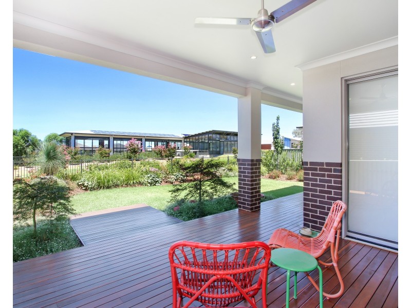 21 Sanctuary Place, Tamworth NSW 2340