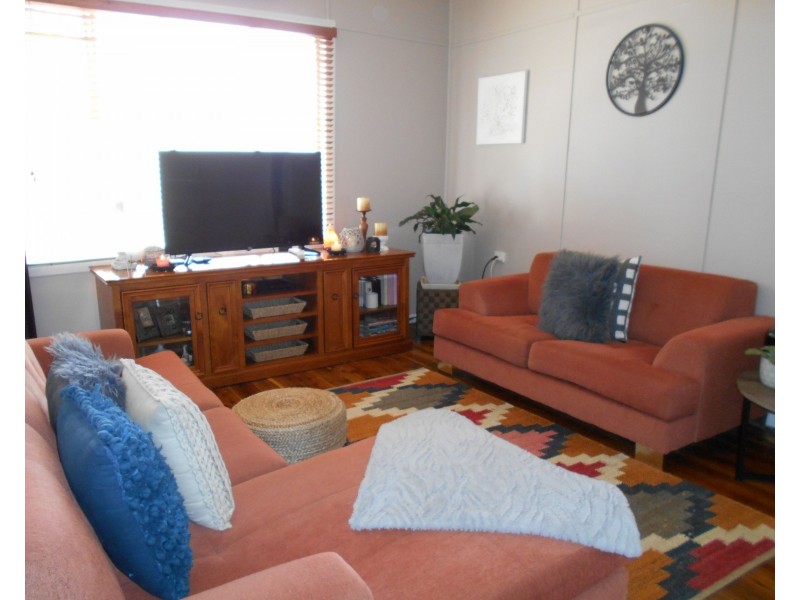 24 Henry Street, Werris Creek NSW 2341