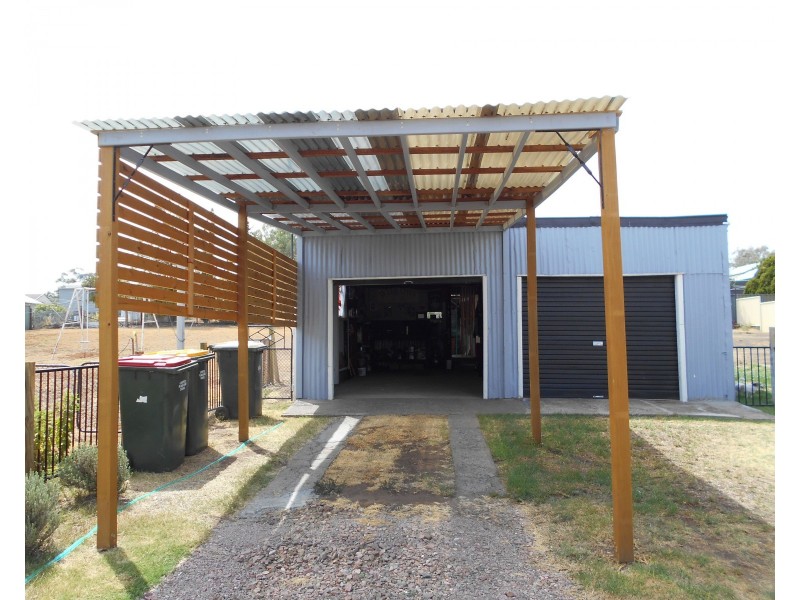 24 Henry Street, Werris Creek NSW 2341
