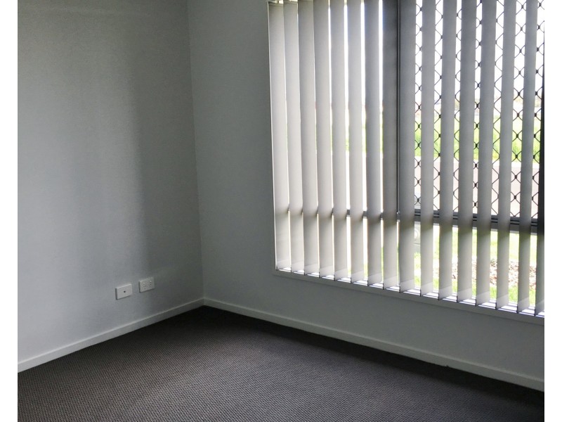 2/56 Tulipwood Crescent, Tamworth NSW 2340