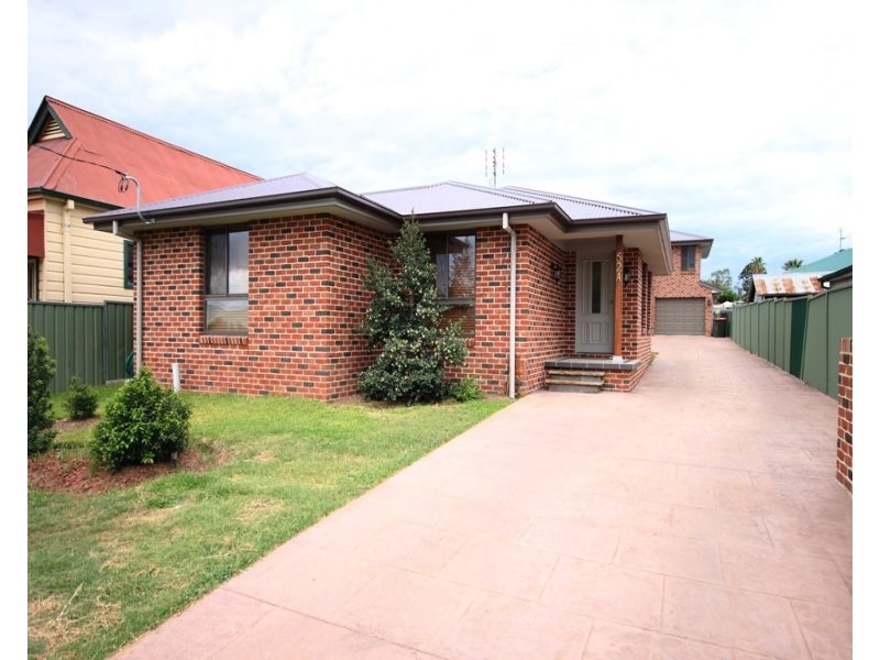 52A Piper Street, Tamworth NSW 2340