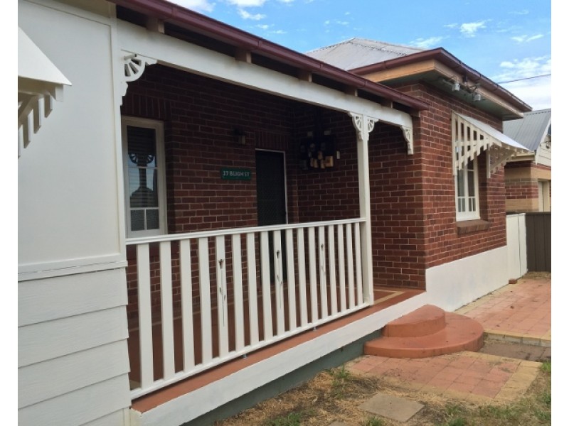37 Bligh Street, Tamworth NSW 2340