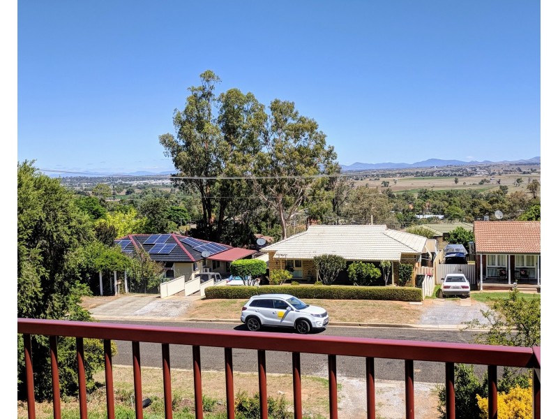 40 Mountview Crescent, Tamworth NSW 2340