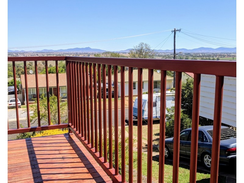 40 Mountview Crescent, Tamworth NSW 2340