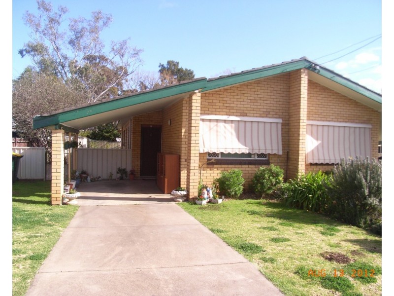 2/2 Osprey Way, Tamworth NSW 2340