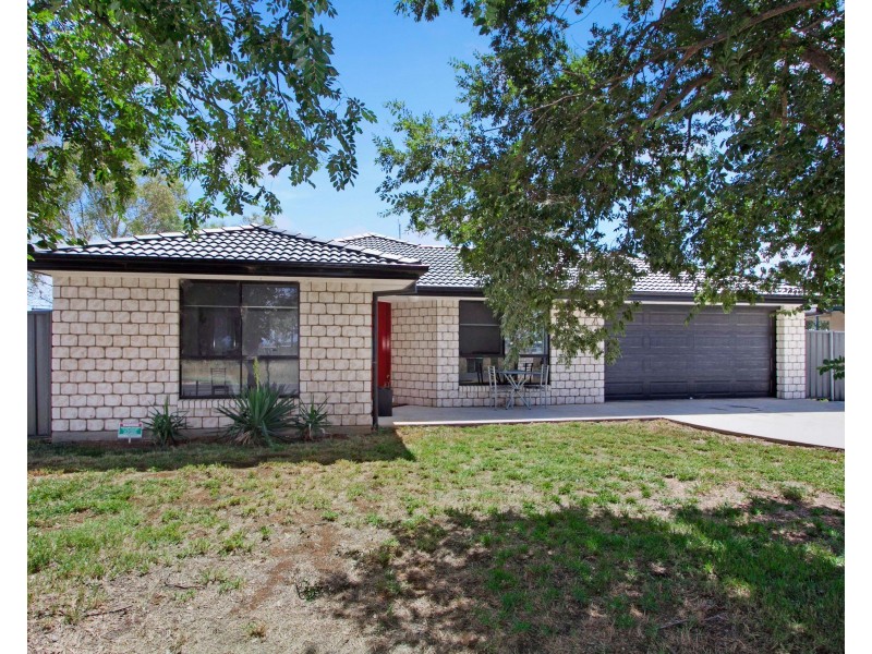 90 Attunga Street, Tamworth NSW 2340