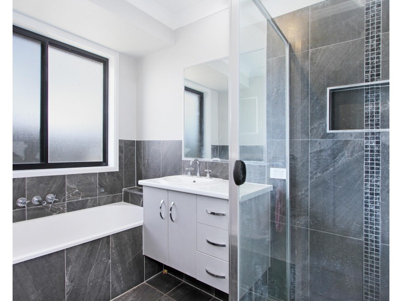 90 Attunga Street, Tamworth NSW 2340