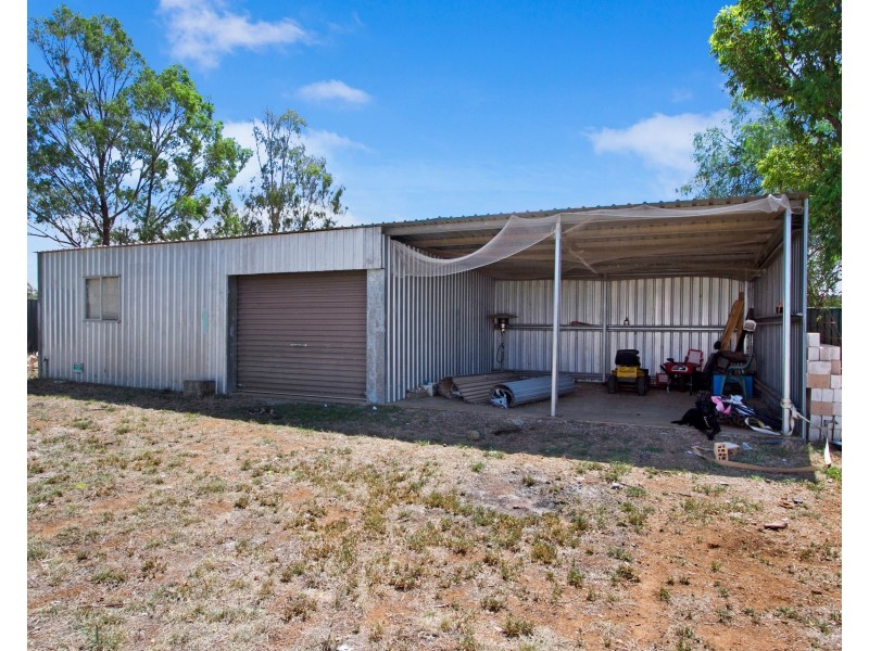 90 Attunga Street, Tamworth NSW 2340