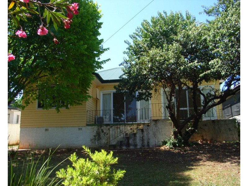 4 Lancaster Avenue, Tamworth NSW 2340