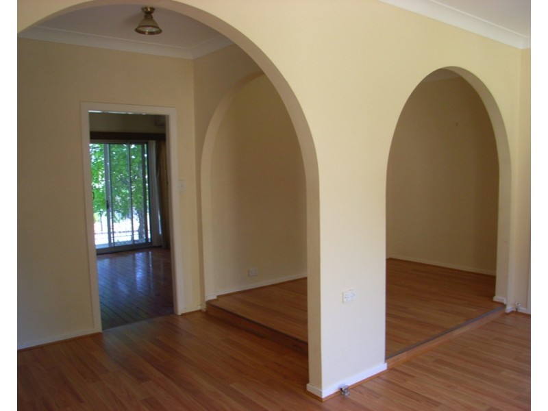 4 Lancaster Avenue, Tamworth NSW 2340