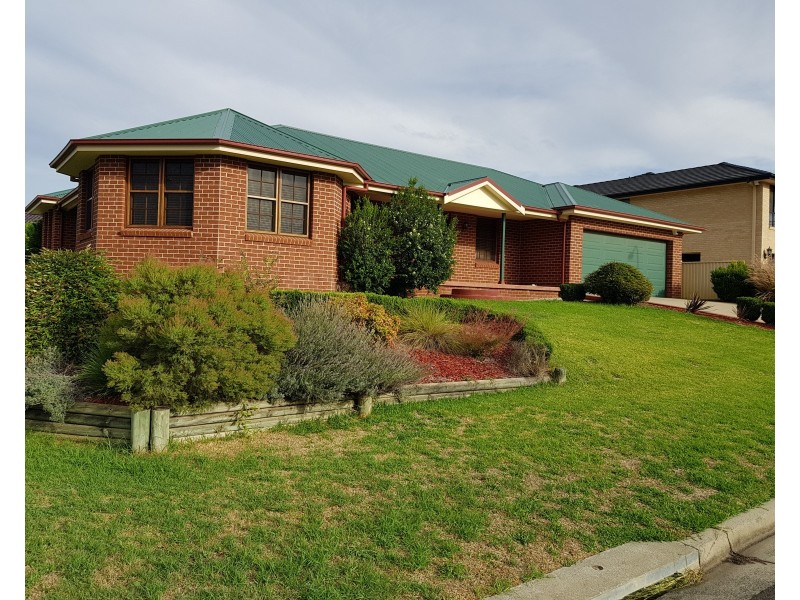 1 Bandalong Street, Tamworth NSW 2340