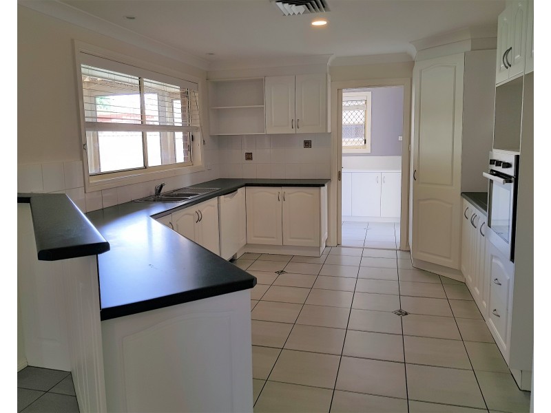 1 Bandalong Street, Tamworth NSW 2340