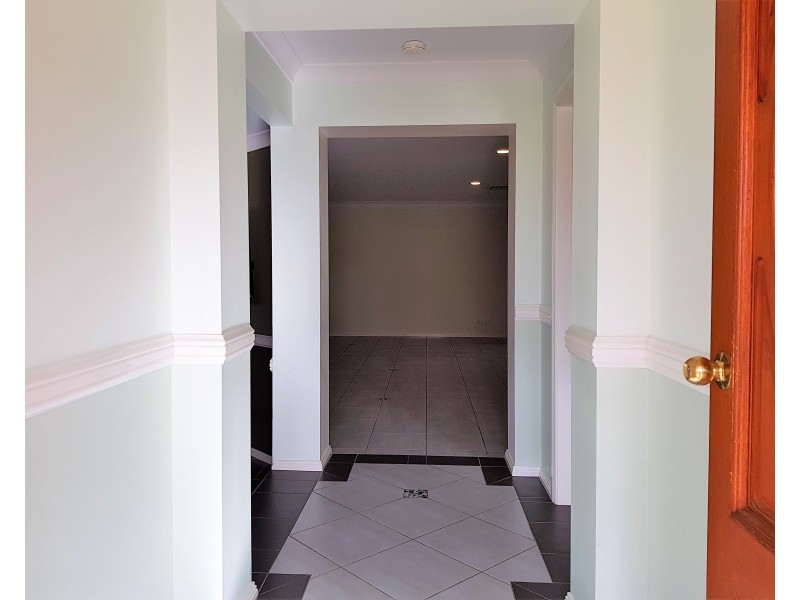 1 Bandalong Street, Tamworth NSW 2340