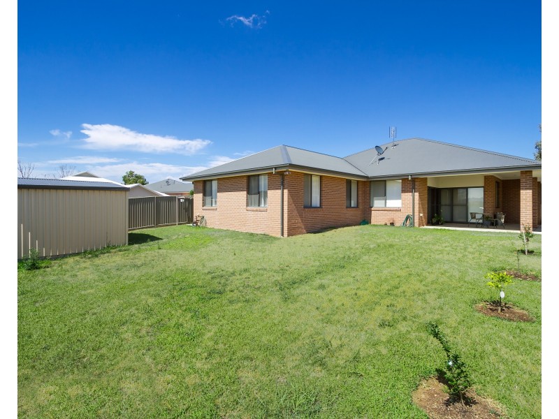 48 Peak Drive, Tamworth NSW 2340