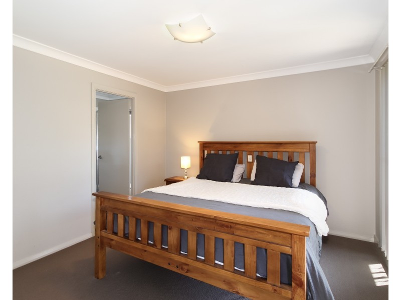 5 Regal Park Drive, Tamworth NSW 2340