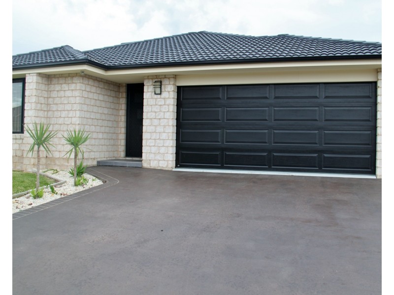 16 Riesling Road, Tamworth NSW 2340