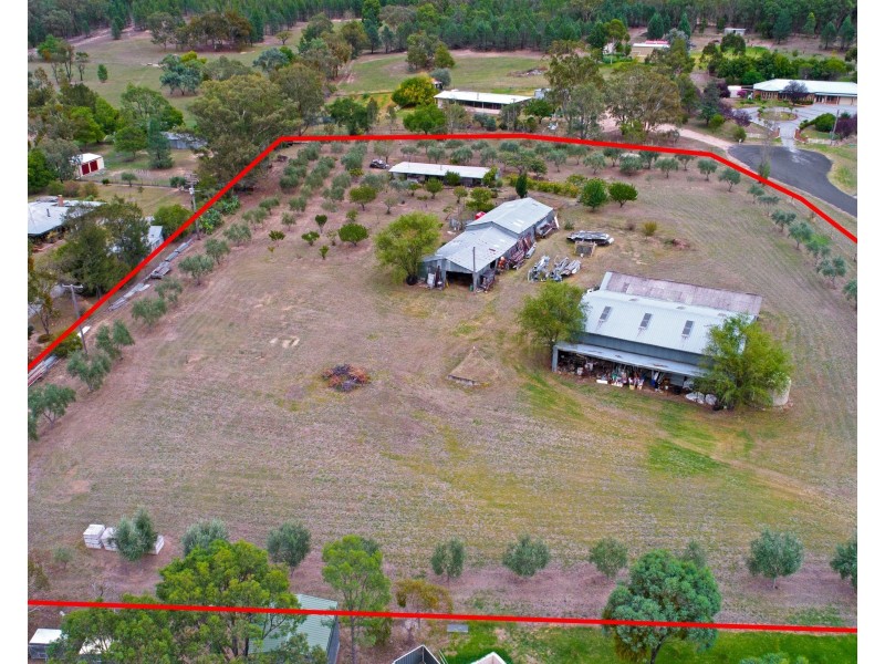 11 Loi Lane, Tamworth NSW 2340