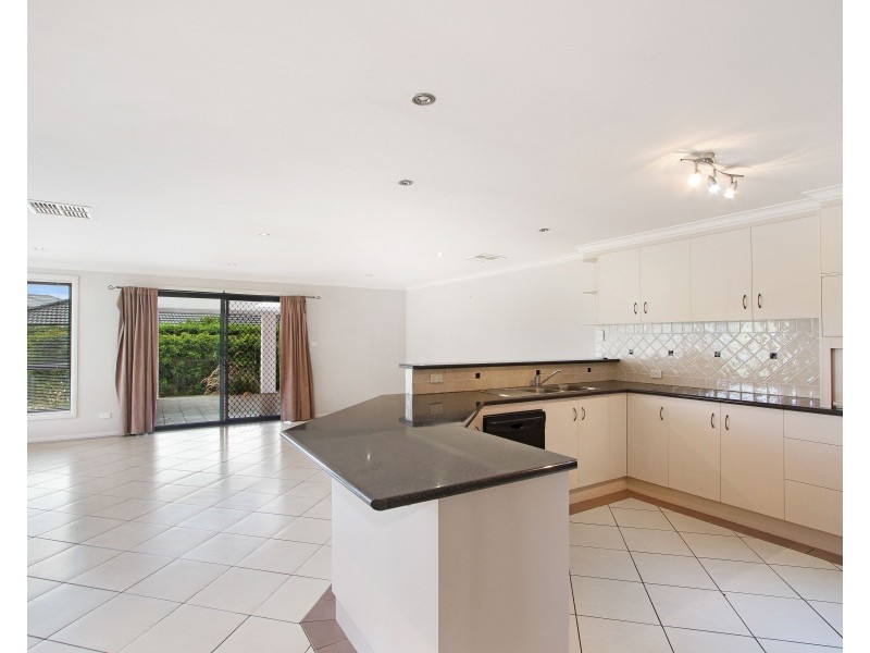 33 The Grange, Tamworth NSW 2340