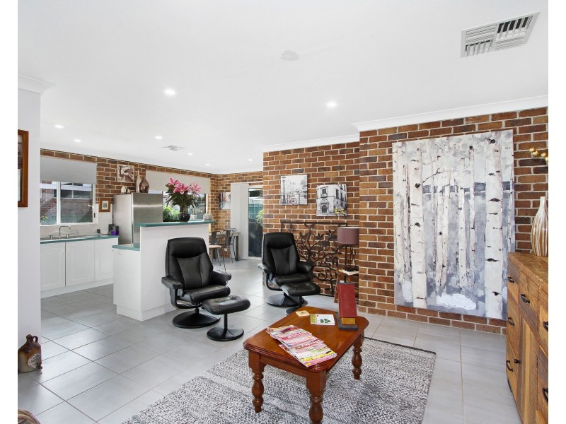 46 Boronia Drive, Tamworth NSW 2340