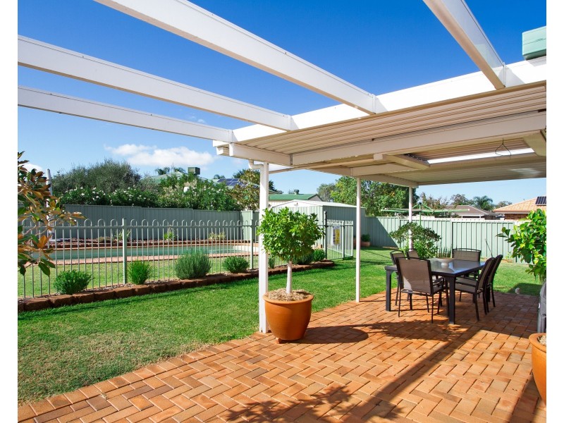 46 Boronia Drive, Tamworth NSW 2340