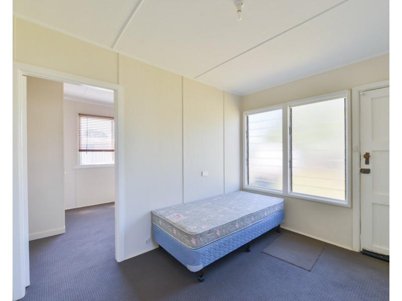 24 Stewart Avenue, Tamworth NSW 2340